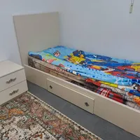 تخت خواب تک نفره همراه با پاتختی