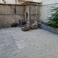 واحد ۱۳۰ متر حیاط دار چهارراه حافظ منتظری