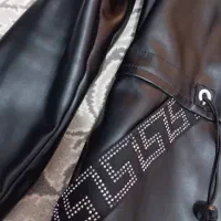 کابشن|لباس|قنوات, |دیوار