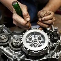 تعمیر موتورسیکلت سیار شبانه روزی تضمینی