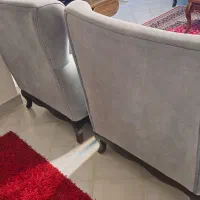 مبل تک نفره ۲ عدد کاملا سالم|مبلمان خانگی و میز عسلی|رشت, استقامت ۱|دیوار