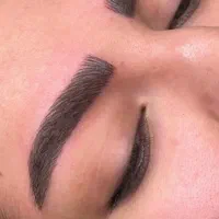 تاتو ابرو و لب  خال برداری و پاکسازی پوست