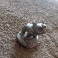 سگ تمام برنجی
