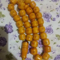 تسبیح کهنه بودار