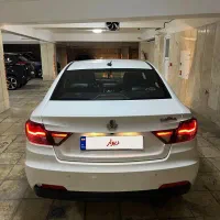 شاهین ۱۴۰۱ سانروف دار