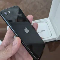 گوشی آیفون Se 2020