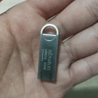 فلش 32کم‌کار