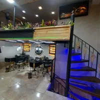 اموزشگاه و عروسسرای مشاطه گر جوان