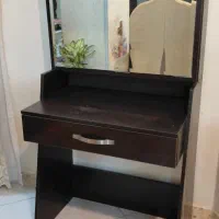 کنسول قهوه ای