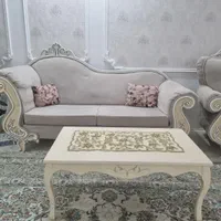 مبلمان و عسلی و کوسن