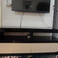 زیر تلویزیون