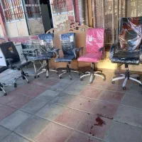 صندلی چرخی و میز