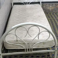 تخت تک نفره 10عدد موجو د قیمت از 3500000به بالا