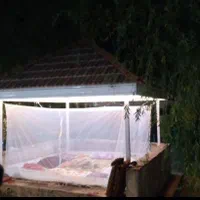 پشه بند مکعبی