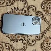 اپل iPhone 12 Pro با حافظهٔ ۲۵۶ گیگابایت