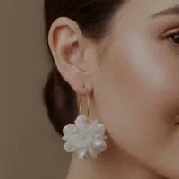گوشواره فانتزی گل سفید|بدلیجات|تهران, بلوار کشاورز|دیوار