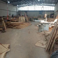 نجار حرفه ای مبل راحتی ووسط کار|استخدام صنعتی، فنی، مهندسی|چهاردانگه (تهران), |دیوار