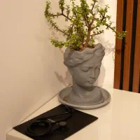 استخدام منشی خانم برای کلینیک زیبایی لوکس صفاییه