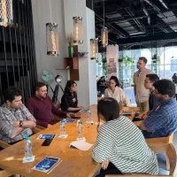 دورهمی انگلیسی با ظرفیت محدود