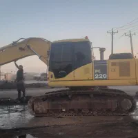 بیل کوماتسو ۲۲۰