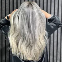 پکیج خدمات رنگ و لایت برای خانمهای به روز|خدمات آرایشگری و زیبایی|تهران, سردارجنگل|دیوار