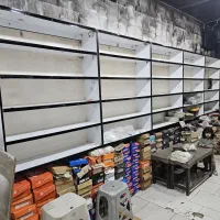 ویترین مغازه