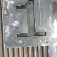 کارگر‌ماهر یا نیمه ماهر‌جوشکار اهنگر