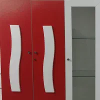 کمد و ویترین کودک همراه با ساعت ۱۵۰۰،۰۰۰