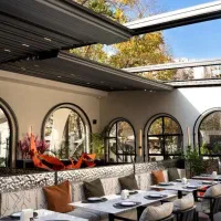 اجاره 400 متر تجاری ،، مناسب کافه رستوران لوکس