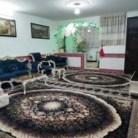 شیک وتمیز و مجهز میباشد|اجارهٔ کوتاه‌مدت آپارتمان و سوئیت|قم, کلهری|دیوار