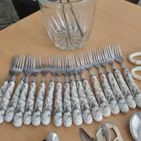 قاشق چنگال کار کرده