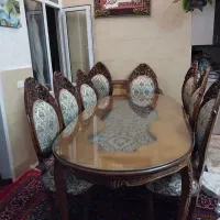 میز غذاخوری سلطنتی