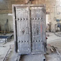 اهنگری وساخت درب وپنجره اهنی|خدمات پیشه و مهارت|یزد, |دیوار