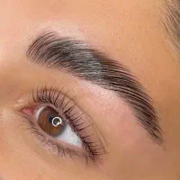 مدل لیفت مژه ابرو آف ویژه امروز فقط ۱۴۰