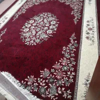 فرش ۷۰۰ شانه