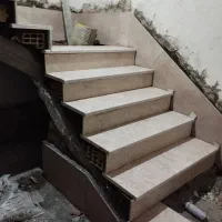 کاشیکاری و بنایی ساختمان