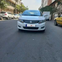 آریو مدل۹۷ دنده ایی|خودرو سواری و وانت|تهران, شهرک شریعتی|دیوار