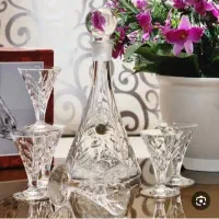 گیلاس خوری و جام لاروس