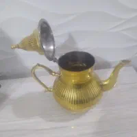 یک عدد قوری هندی برنجی ویک عدد پارچ برنج|قوری، کتری، قهوهساز دستی|مرند, |دیوار