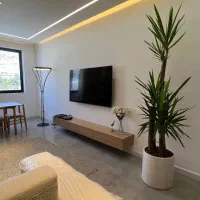 ۲۱۰ متر تک واحد تاپ لوکیشن رادفر