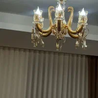یک عدد لوستر کریستال