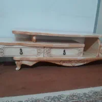 میز تلویزیون تمام چوپ در حد نو