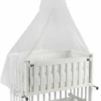 تخت کودک کنار مادر