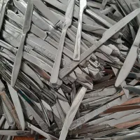 کارد و چنگال تعداد بالا.  شهرزاد