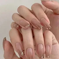 مدل برای کاشت ناخن رنگ مو کوتاهی