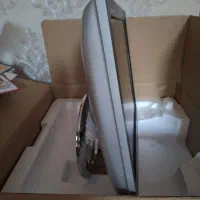 یک دستگاه کامپیوتر