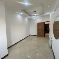 اجاره اتاق و میز ناخن