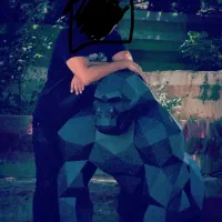 مجسمه فلزی گوریل