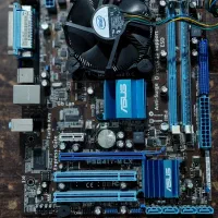 مادربرد ASUS DDR3 سوکت 775 + CPU E5200 فن اورجینال