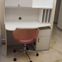 فروش فوری میز تحریر با کلاس و بادوام
